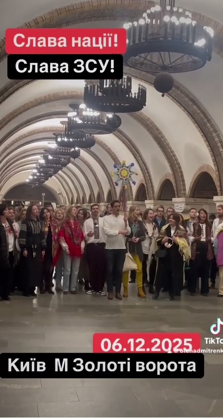 ВІТАЄМО ВСІХ З ПРИЙДЕШНІМИ СВЯТАМИ!